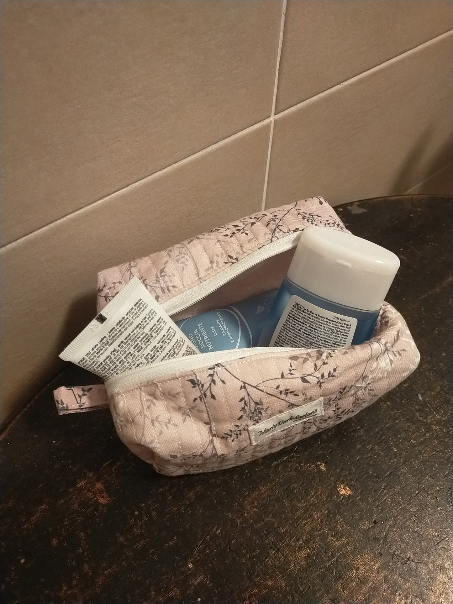 Pochette fantasia foglie sfondo rosa - MartyDarkSartoria