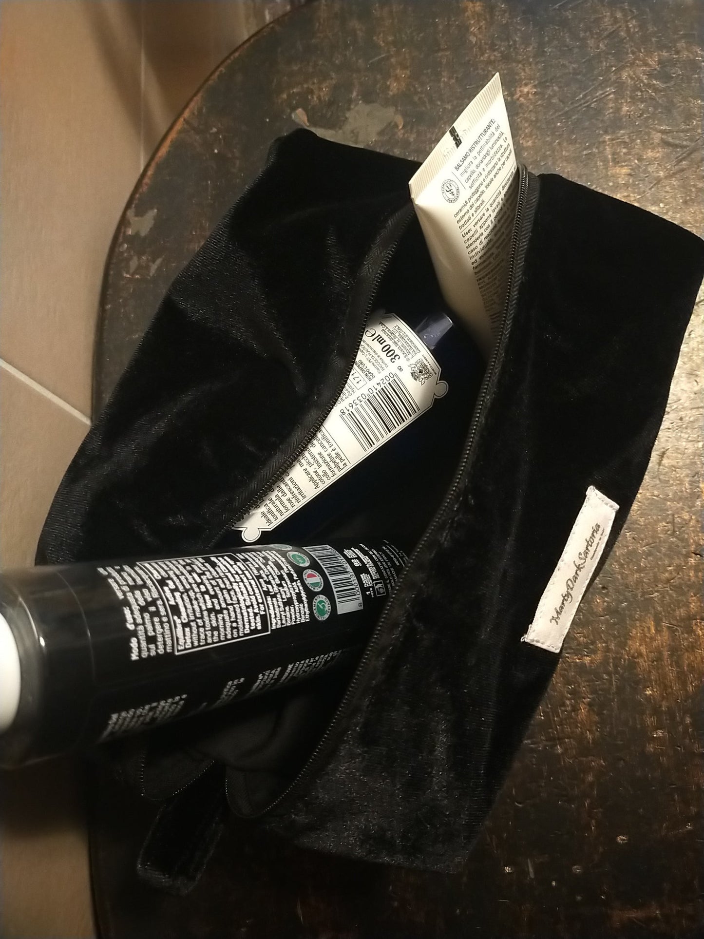 Pochette in velluto (taglia media) - MartyDarkSartoria